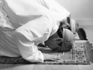 Taubat Adalah Salah Satu Sebab Terhapusnya Dosa
